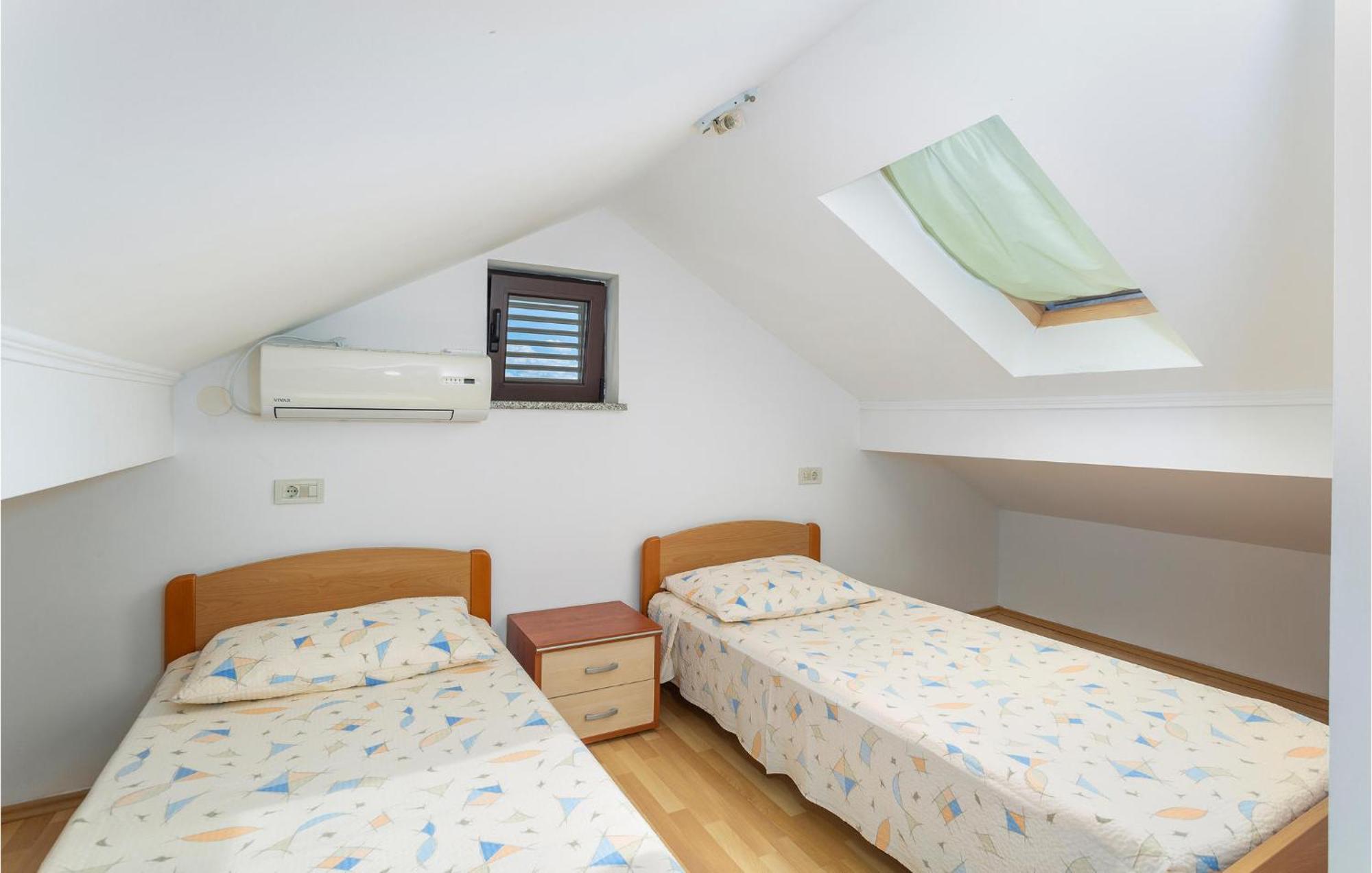 Nice Apartment In Jurandvor With Wifi Exterior photo